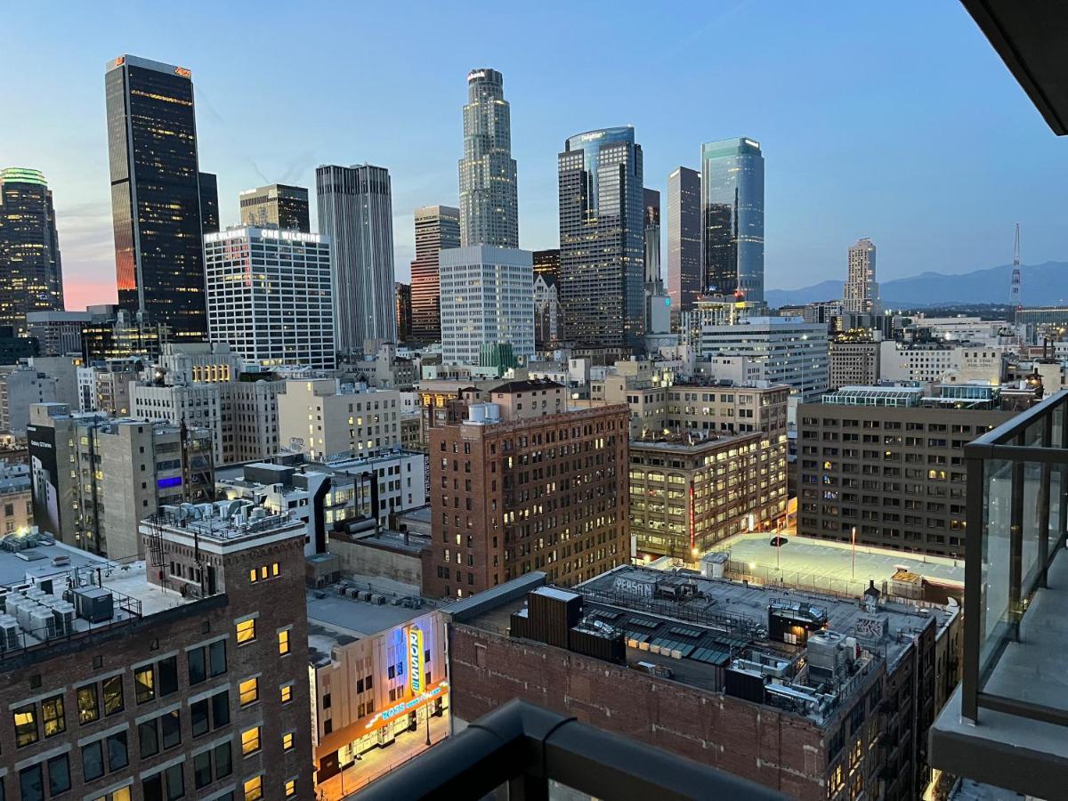 Top Floor 3 Bed 3 Bath Penthouse Living In Luxury Los Angeles Exterior foto