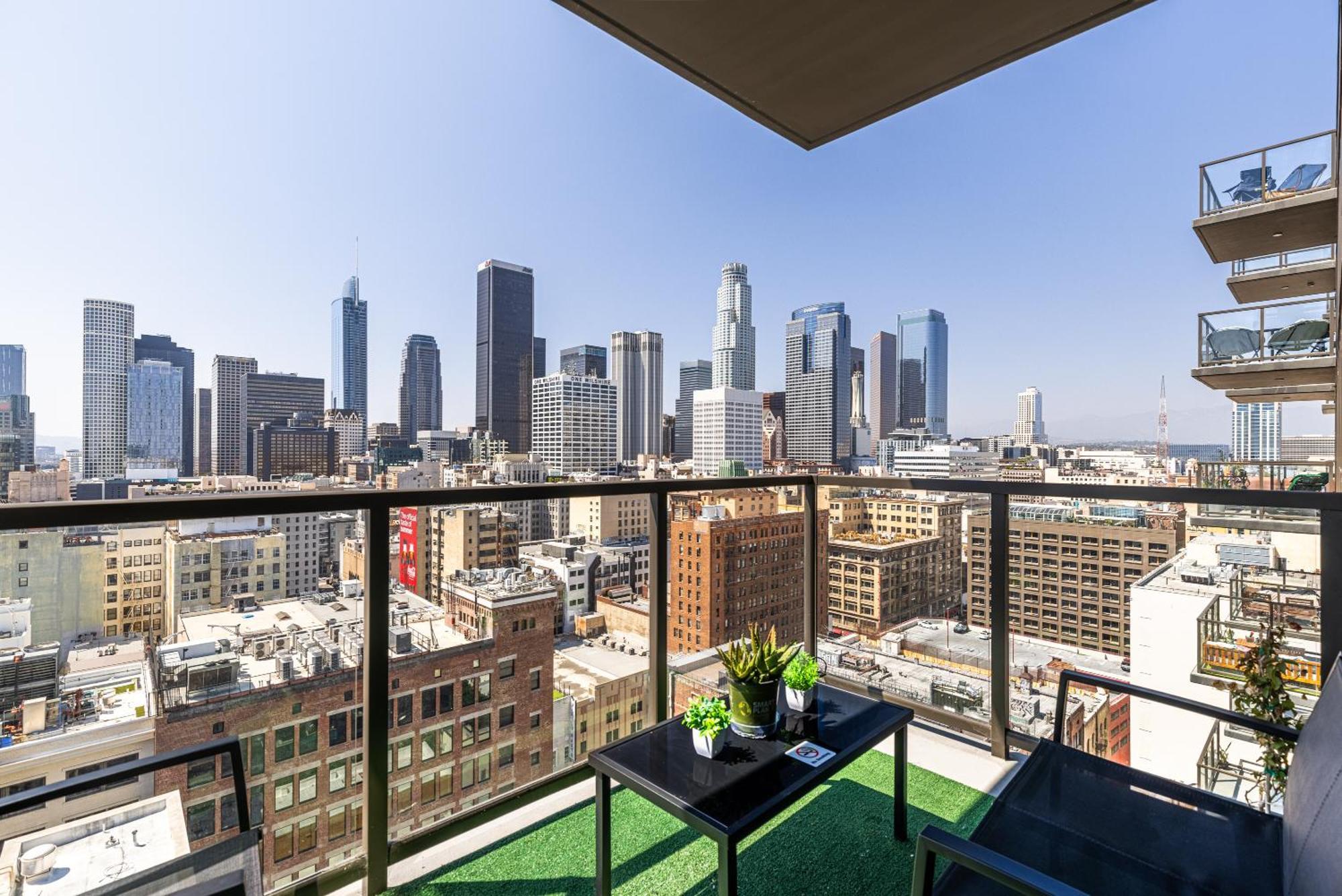 Top Floor 3 Bed 3 Bath Penthouse Living In Luxury Los Angeles Exterior foto