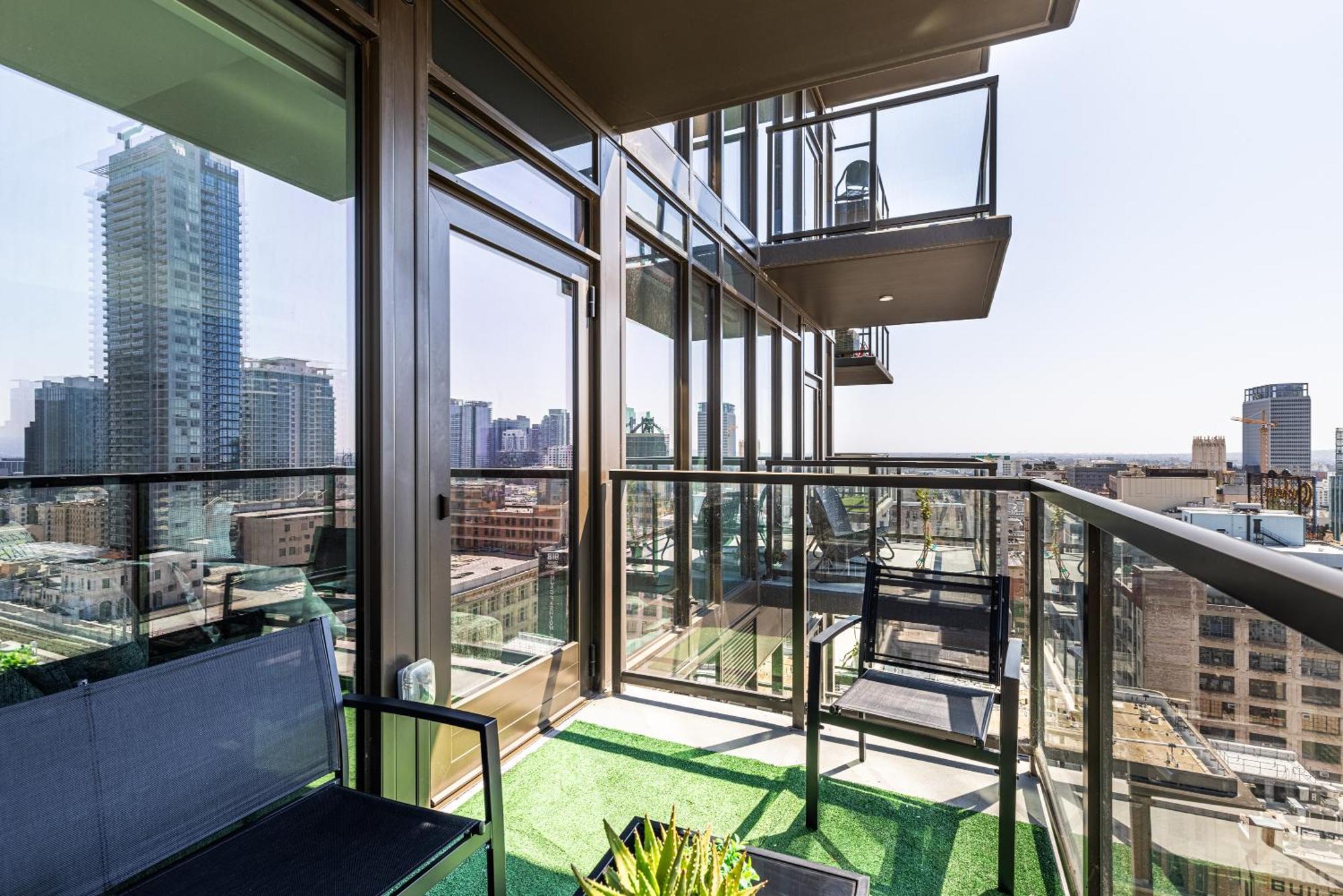 Top Floor 3 Bed 3 Bath Penthouse Living In Luxury Los Angeles Exterior foto